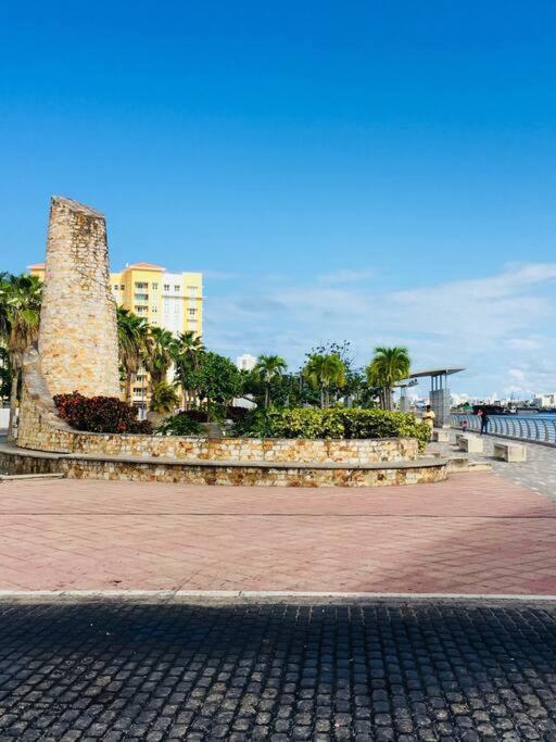 Big Place 2 Bedroom 3 Beds, Wf, Tv, Balcony & Parking Apartamento